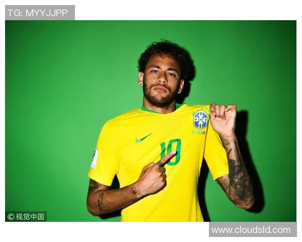 九宫格足球球星模板免费下载，轻松制作个性化球迷海报与收藏卡片